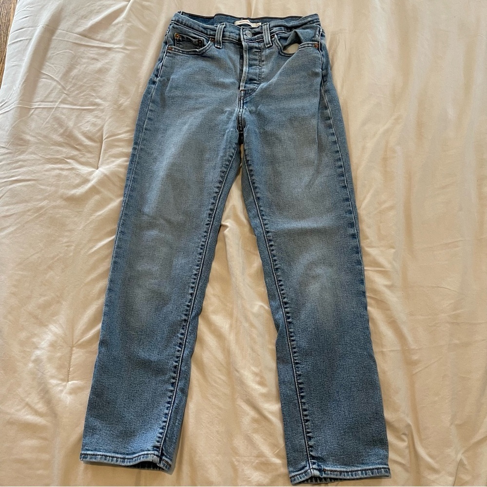Levi’s Wedgie Straight Women’s Jeans Size 27